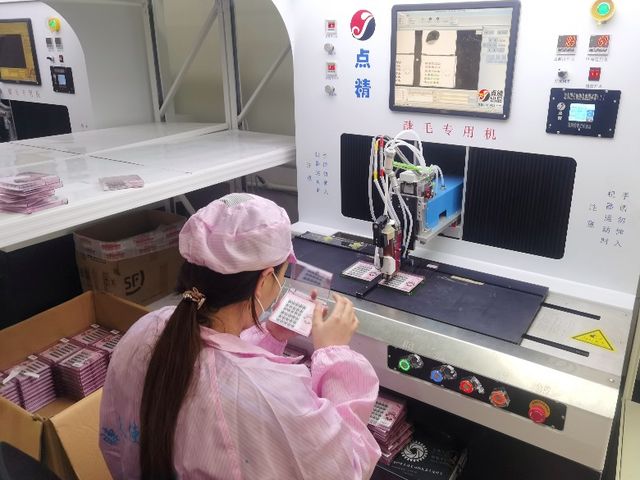 山東小伙電商創業記 拼多多賣假睫毛，單品銷售數百萬單，五年工廠產能激增50倍